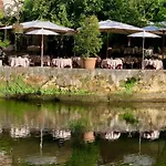 ホテル Le Moulin Du Roc