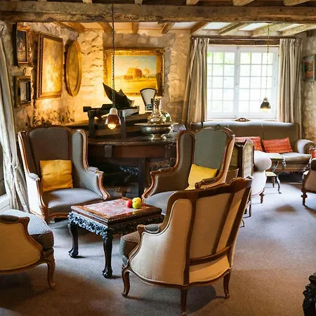 Le Moulin Du Roc Hotel