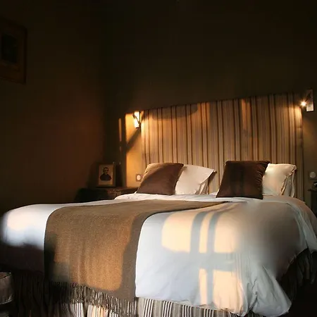 Hotel Le Moulin Du Roc 5*