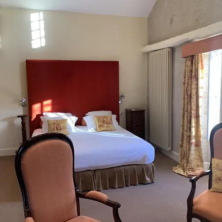 Le Moulin Du Roc מלון 5*