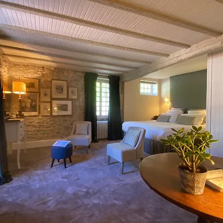 Hotel Le Moulin Du Roc 5*