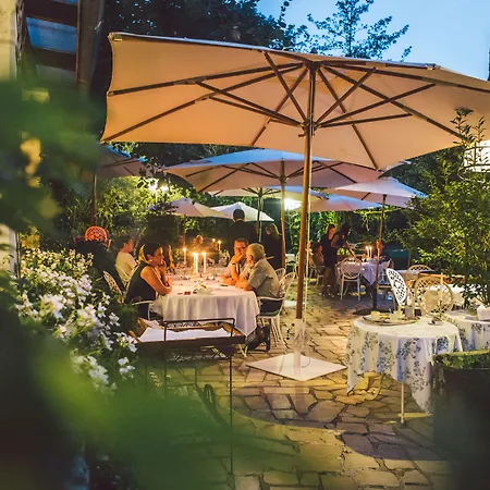 Le Moulin Du Roc Hotel 5*