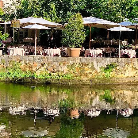Hotel Le Moulin Du Roc 5*