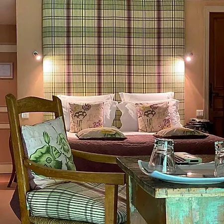 Le Moulin Du Roc Hotel 5*