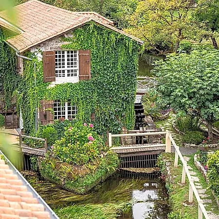 Hotel Le Moulin Du Roc
