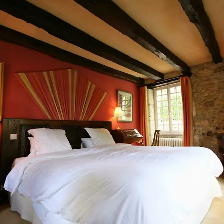 Hotel Le Moulin Du Roc 5*