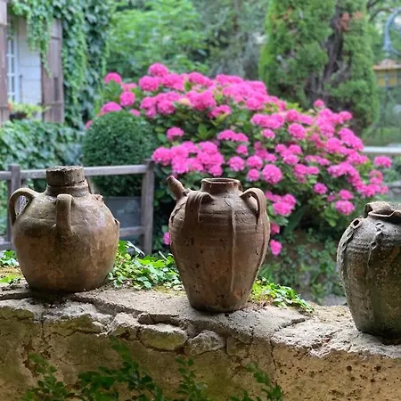 فندق Le Moulin Du Roc