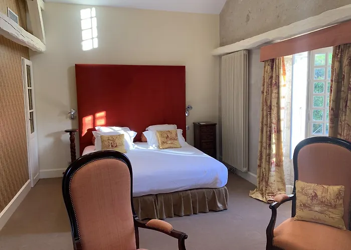 Le Moulin Du Roc Hotel 5*