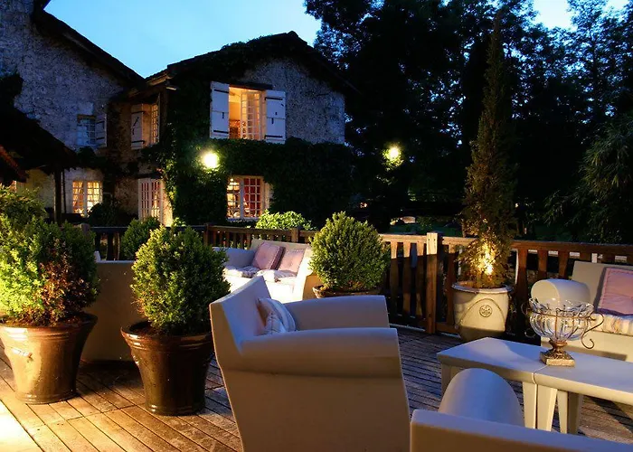 Hotel Le Moulin Du Roc 5*