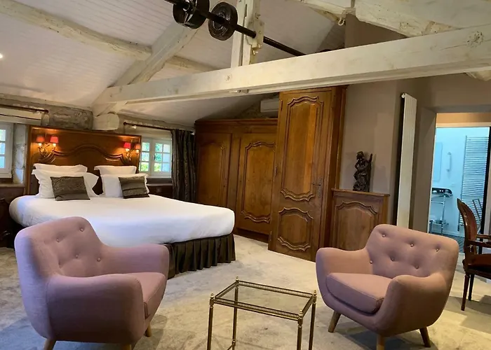 Le Moulin Du Roc Hotel 5*