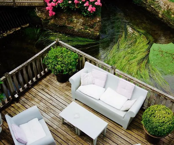Le Moulin Du Roc 5*